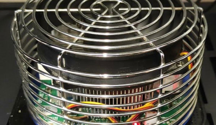 Antminer U3 63 Gh/s - фото №1